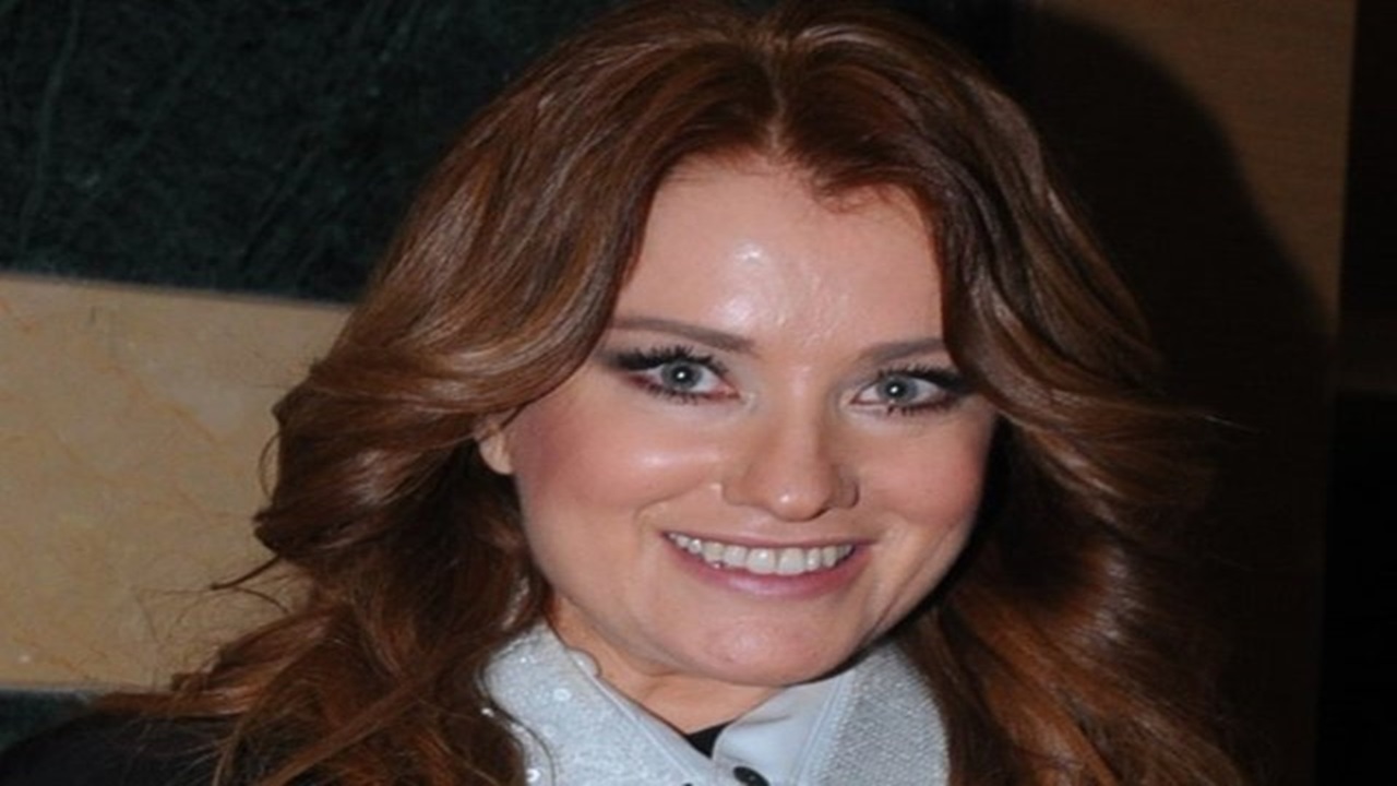 hilal-cebeci-kansere-yakalandi